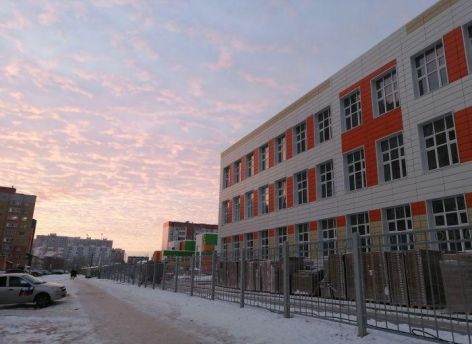 ​Школы Сургута эвакуируют