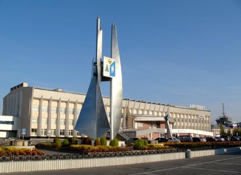 Вартовчанка отсудила у аэропорта 700 тысяч из-за перелома ноги