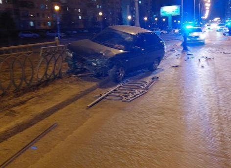 Две вартовчанки пострадали при столкновении двух легковушек 