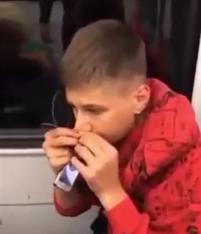 Получить в морду за пирсинг 