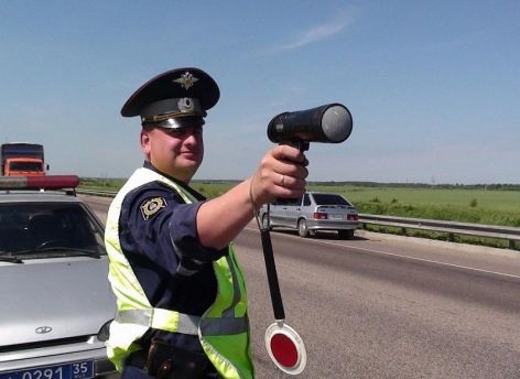 ​Ушли с радаром. Гаишники перестанут использовать ручные средства фиксации нарушений