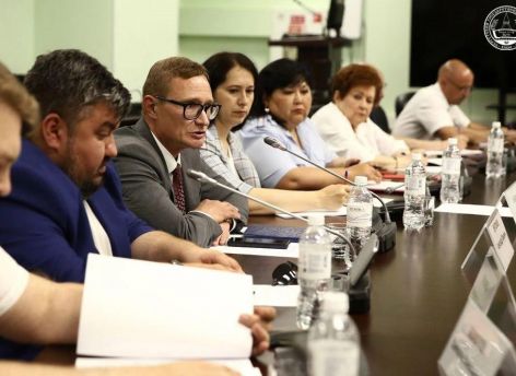 ​Молодежную политику и патриотическое воспитание обсудили в СурГУ