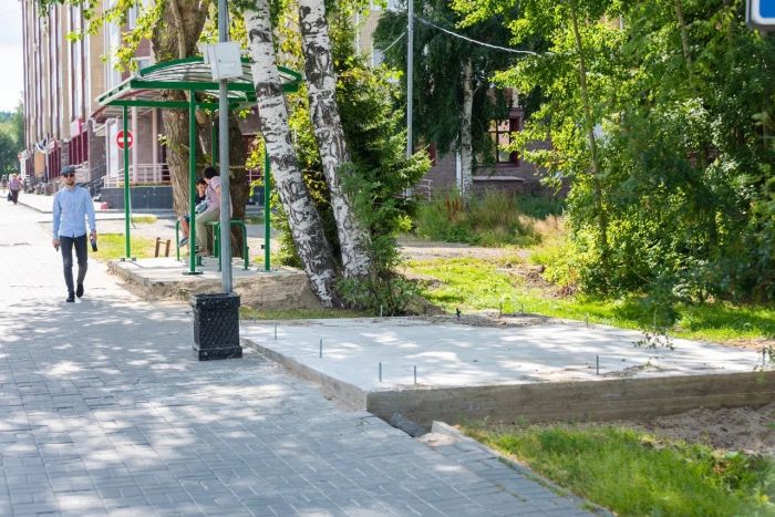 ​Пять новых теплых остановок появятся в Ханты-Мансийске