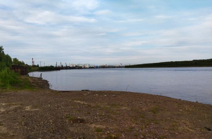 В Югре нашли тело утонувшего при спасении детей мужчины