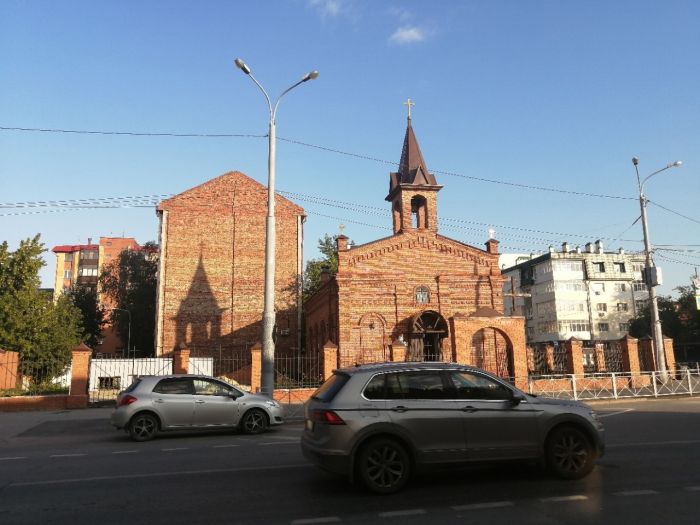 Дневник туриста. Маленький костел в большом городе