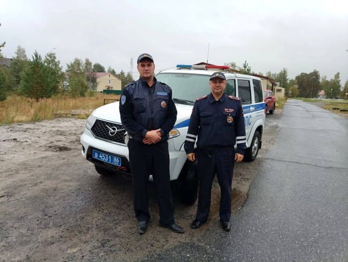 ​В Югре полицейские спасли водителя грузовика, у которого случился инсульт