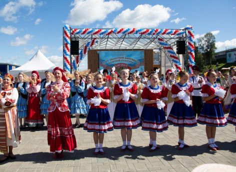 ​Фестиваль казачьей культуры «Благовест» собрал в Тюмени 70 коллективов со всего Урала