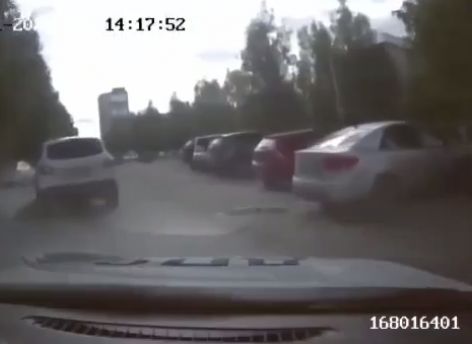 ​В Югре задержали пьяную автоледи, которая пыталась скрыться от полиции