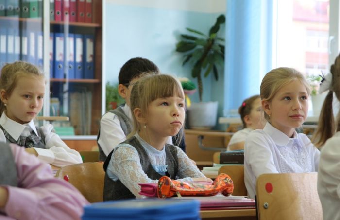 ​Югра внедрила федеральную платформу по взаимодействию родителей, школьников и учителей