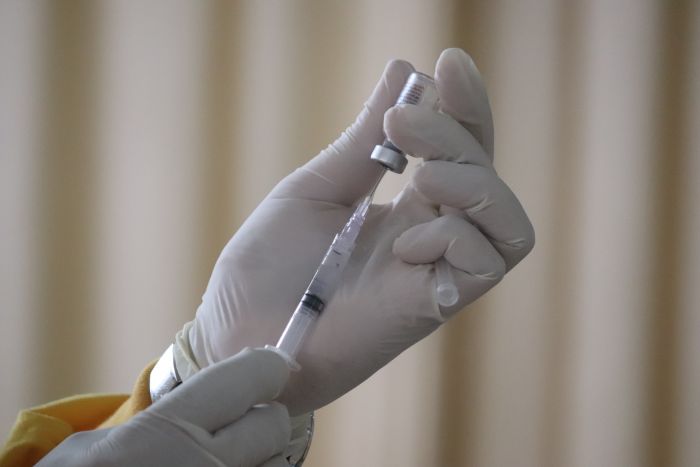 В Югре отменили обязательную вакцинацию для находившихся в группе риска