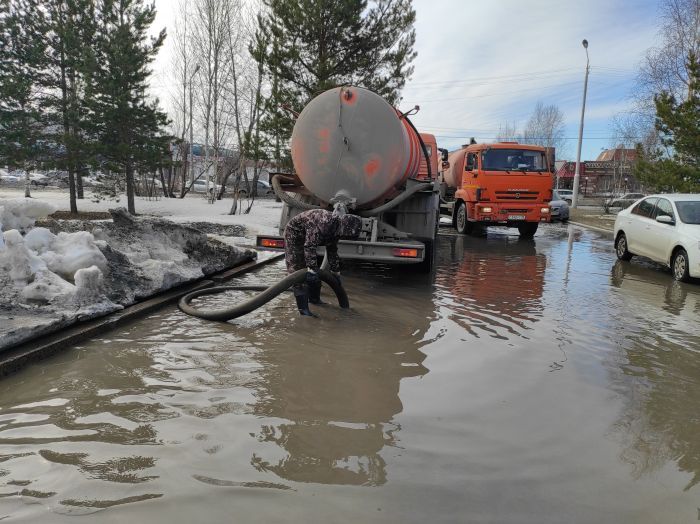 ​Нужно либо оживлять ручейки и речки Сургута, либо делать настоящую работающую ливневку
