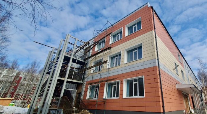 Девять школ и детсадов Сургута планируют отремонтировать до начала нового учебного года