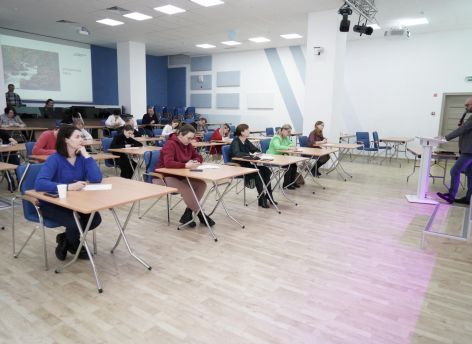 308 сургутян написали тотальный диктант