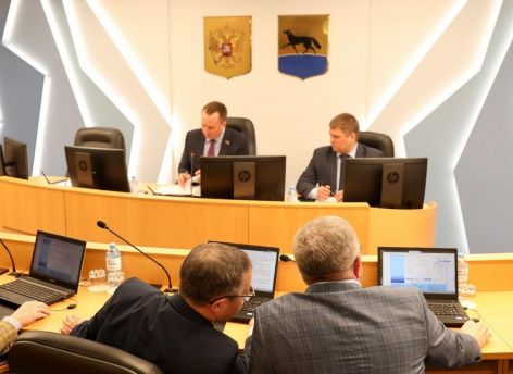 Депутаты Сургута сняли с повестки 14 наказов избирателей