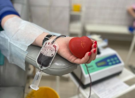 «Каждому донору приятно чувствовать себя причастным к спасению пациента. И даже не одного!»