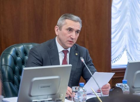 ​Александр Моор дал ряд поручений после встречи с жителями