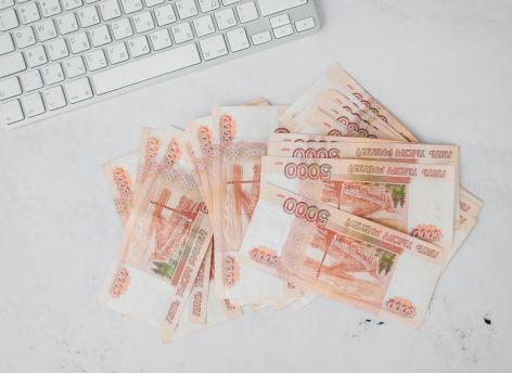 У югорчан выросла среднемесячная зарплата за первые три месяца года