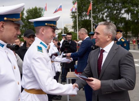 ​Выпускники ТПКУ получили аттестаты из рук губернатора