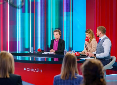 Наталья Комарова обсудила с гражданами «Югорский стандарт» благоустройства и градостроительства