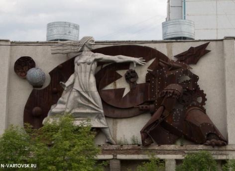Глава Нижневартовска приостановил скандальную приватизацию кинотеатра «Мир»