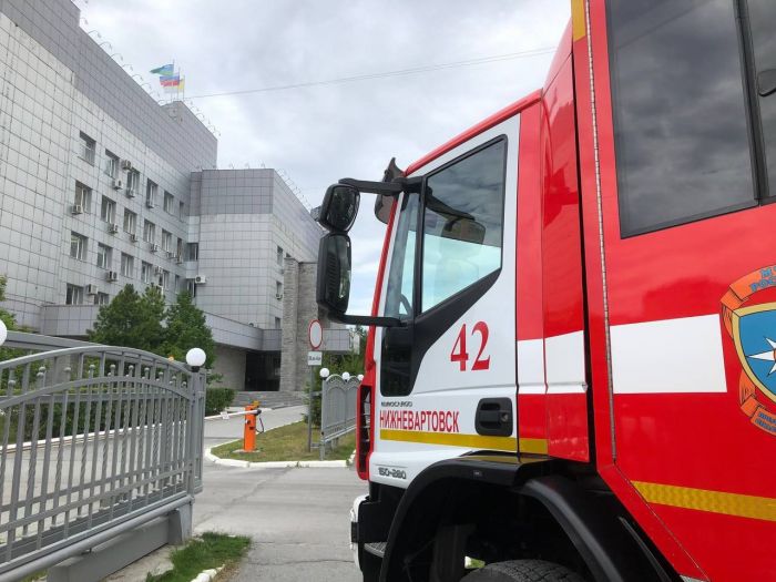 В Нижневартовске произошел пожар в здании администрации 