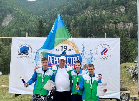 Юные сургутяне взяли серебро на первенстве по гребному слалому