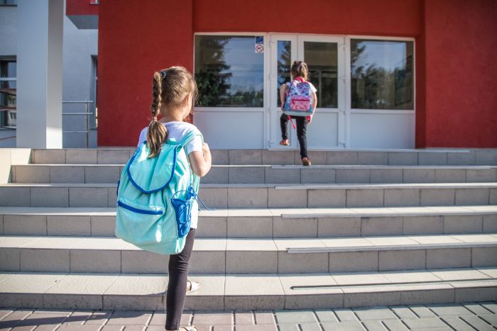 Отдать зарплату на подготовку ребенка в школу – легко // ОБЗОР СИА-ПРЕСС