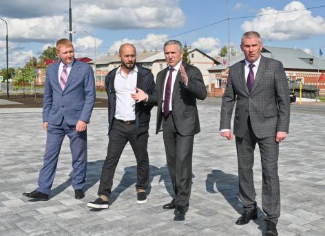 ​Александр Моор посетил с рабочей поездкой Аромашевский район