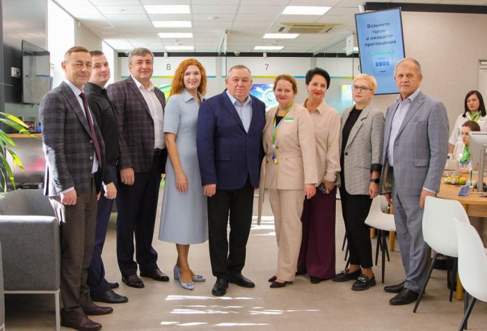 ​Сбер открыл в Сургутском районе офис нового формата