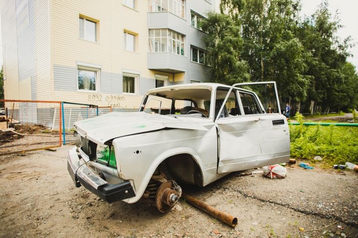 62 жалобы по брошенным автомобилям поступили в администрацию Сургута за год 
