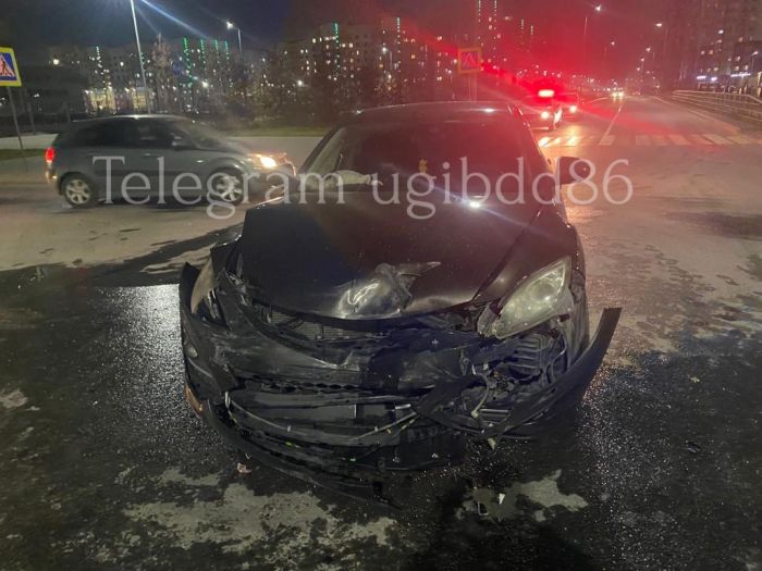 44-летний водитель из Ханты-Мансийска спровоцировал аварию с тремя пострадавшими