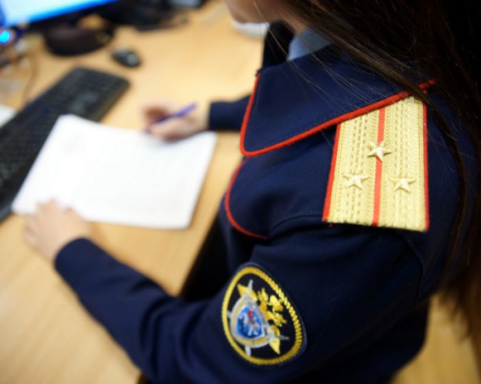 В Челябинске альпинист в костюме Деда Мороза сорвался с высотки и погиб