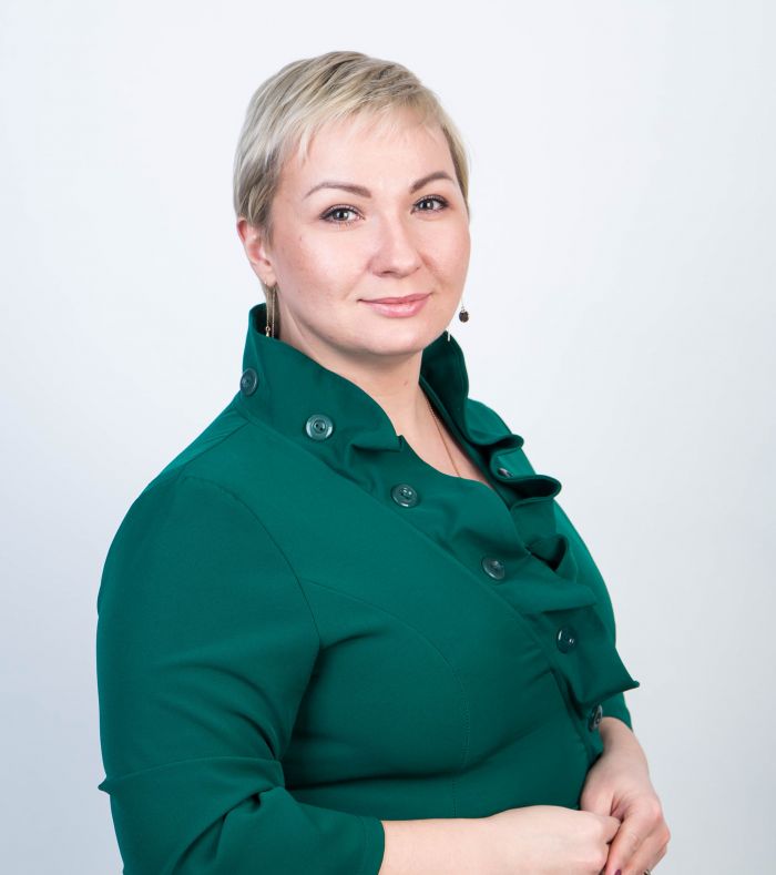 ​«Сейчас главное закрыть вакансии на предприятиях»: эксперт описала ситуацию на рынке труда в России