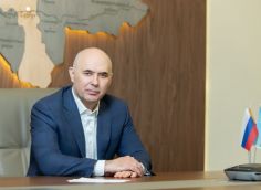 Экс-мэр Сургута стал советником Комаровой