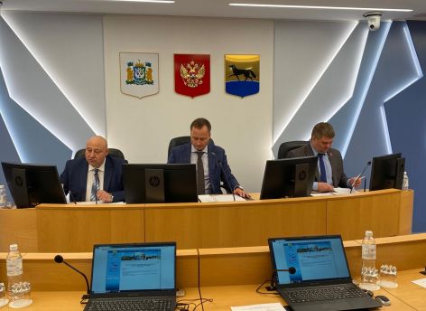 В Сургуте обсуждают изменения в Устав города