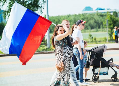 Руслан Кухарук отпразднует День России и День города с сургутянами