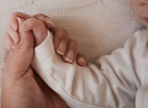 32 ребенка родились в Югре за один июньский день
