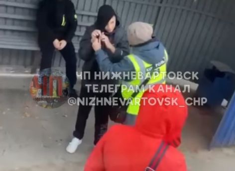 Контролер в Нижневартовске поставила на место подростков-безбилетников