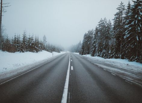 ​На дорогах Югры вводят ограничения из-за непогоды
