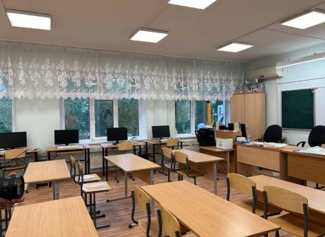 ​Сургут готовится заменить вахтеров в школах на сотрудников ЧОПов