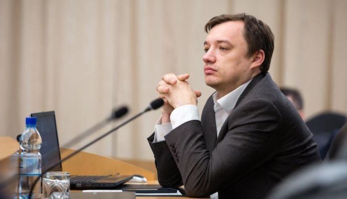 ​Алексей Кучин: «Сургуту нужно строить одну школу в год, чтобы покрывать нужды новоприбывших горожан. А еще есть накопленные потребности прошлых лет»