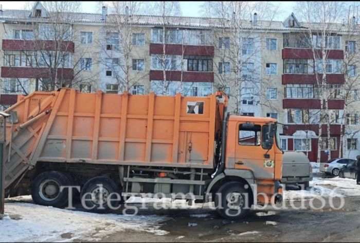 ​В Нижневартовске водитель мусоровоза насмерть сбил пенсионерку