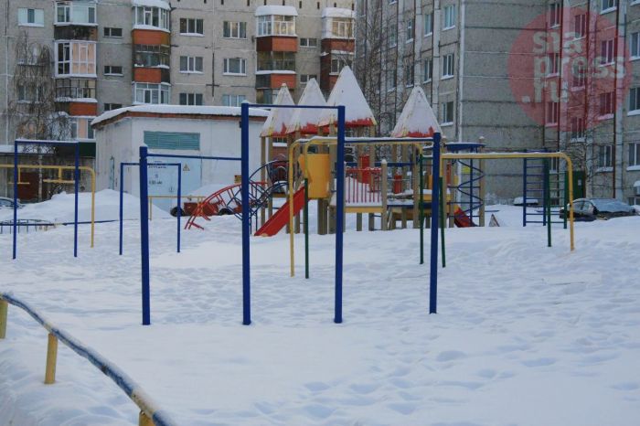 ​Сугробы выше нормы: в Югре этой зимой выпало осадков в 1,5 раза больше обычного