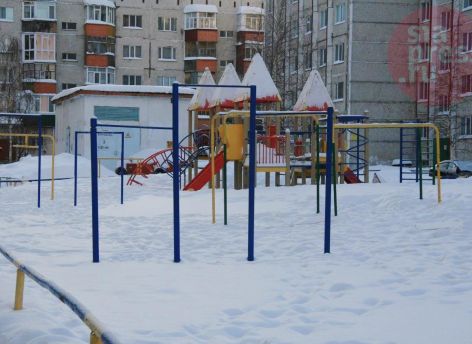 ​Сугробы выше нормы: в Югре этой зимой выпало осадков в 1,5 раза больше обычного