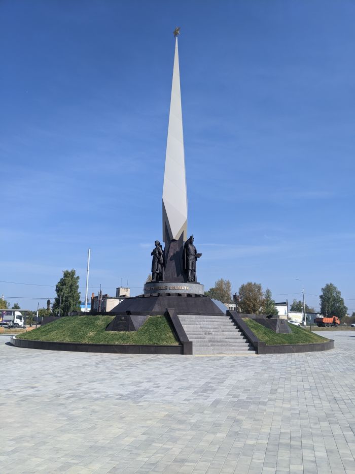 ​В столице Югры поставят почти 30-метровую стелу «Город трудовой доблести»