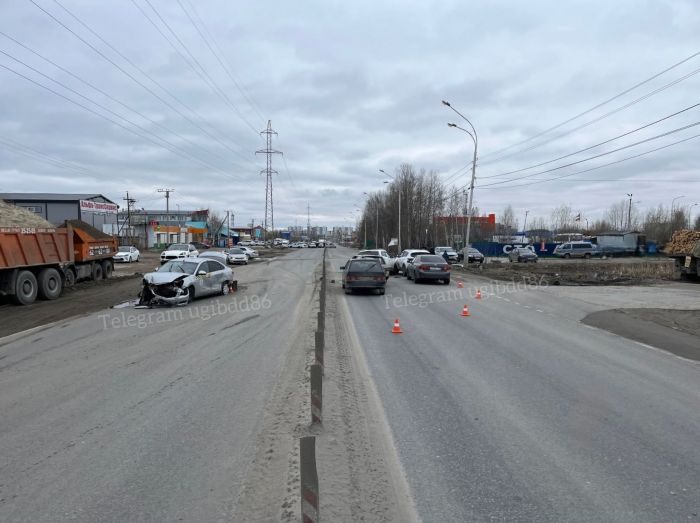 ​Семь участников ДТП: в Нижневартовске произошла массовая автоавария