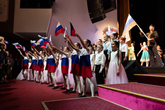 ​В июне россиян ждут длинные выходные: четыре дня подряд отдыха в честь Дня России