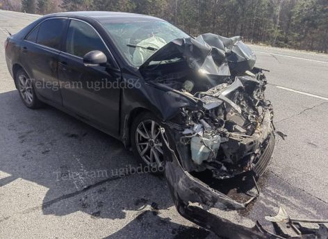 ​Не успел затормозить: Toyota врезалась в MAN под Сургутом