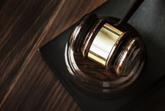 Югорчанку приговорили к трем годам колонии за ложное обвинение в педофилии