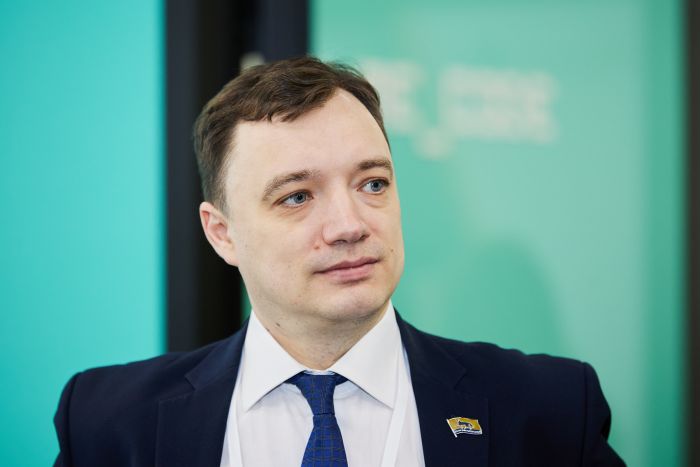 Коротко о Думе − проблемы с электросамокатами, реконструкция Центрального рынка и подвоз детей до школ
